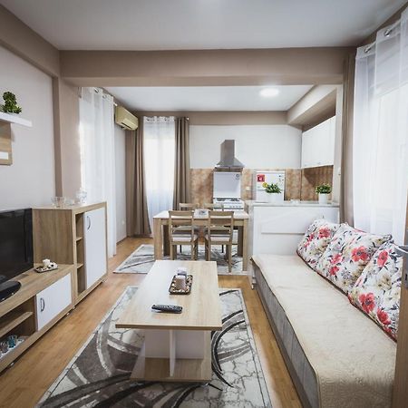 Axios Apartment Gevgelija Eksteriør billede