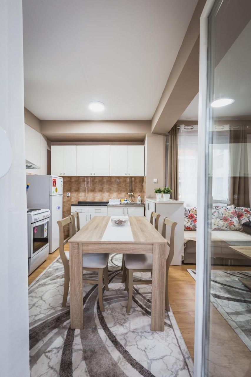 Axios Apartment Gevgelija Eksteriør billede