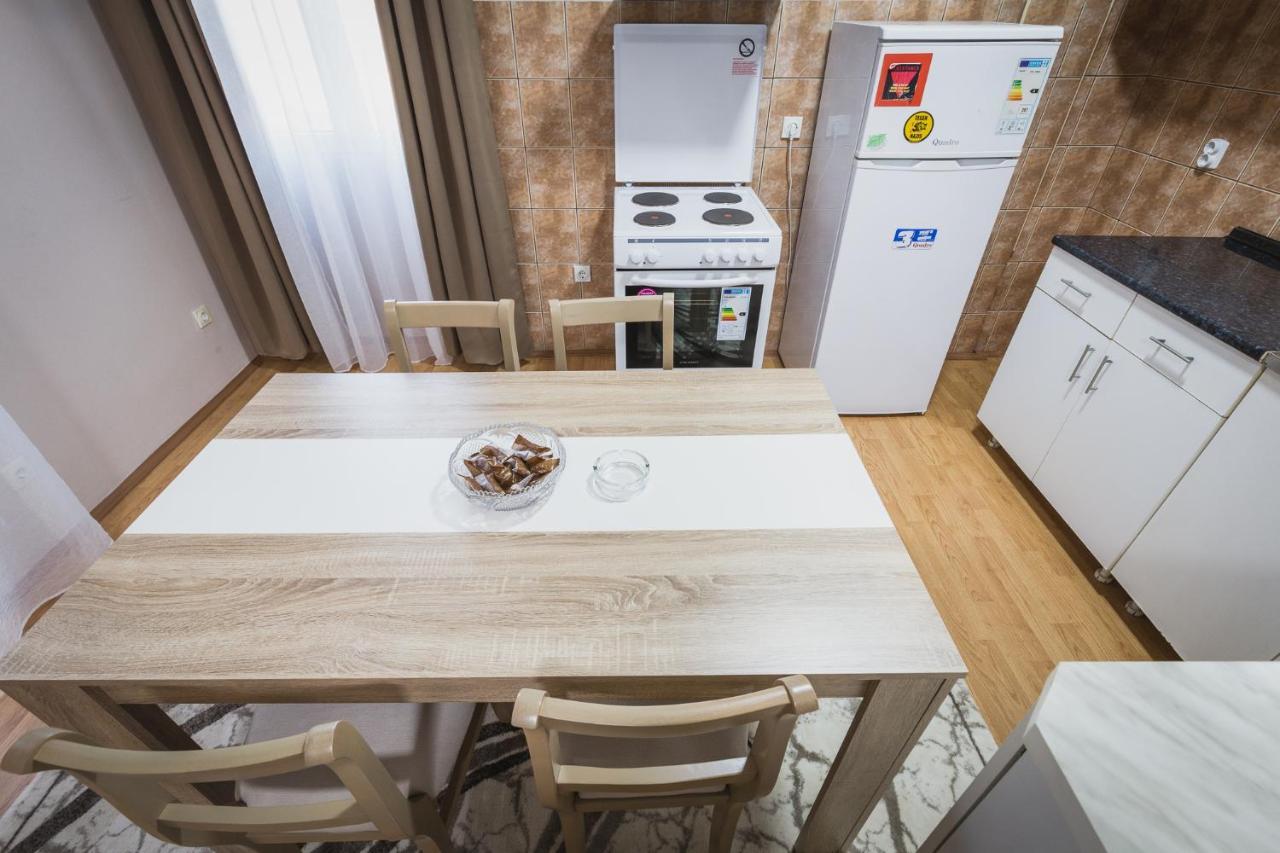 Axios Apartment Gevgelija Eksteriør billede
