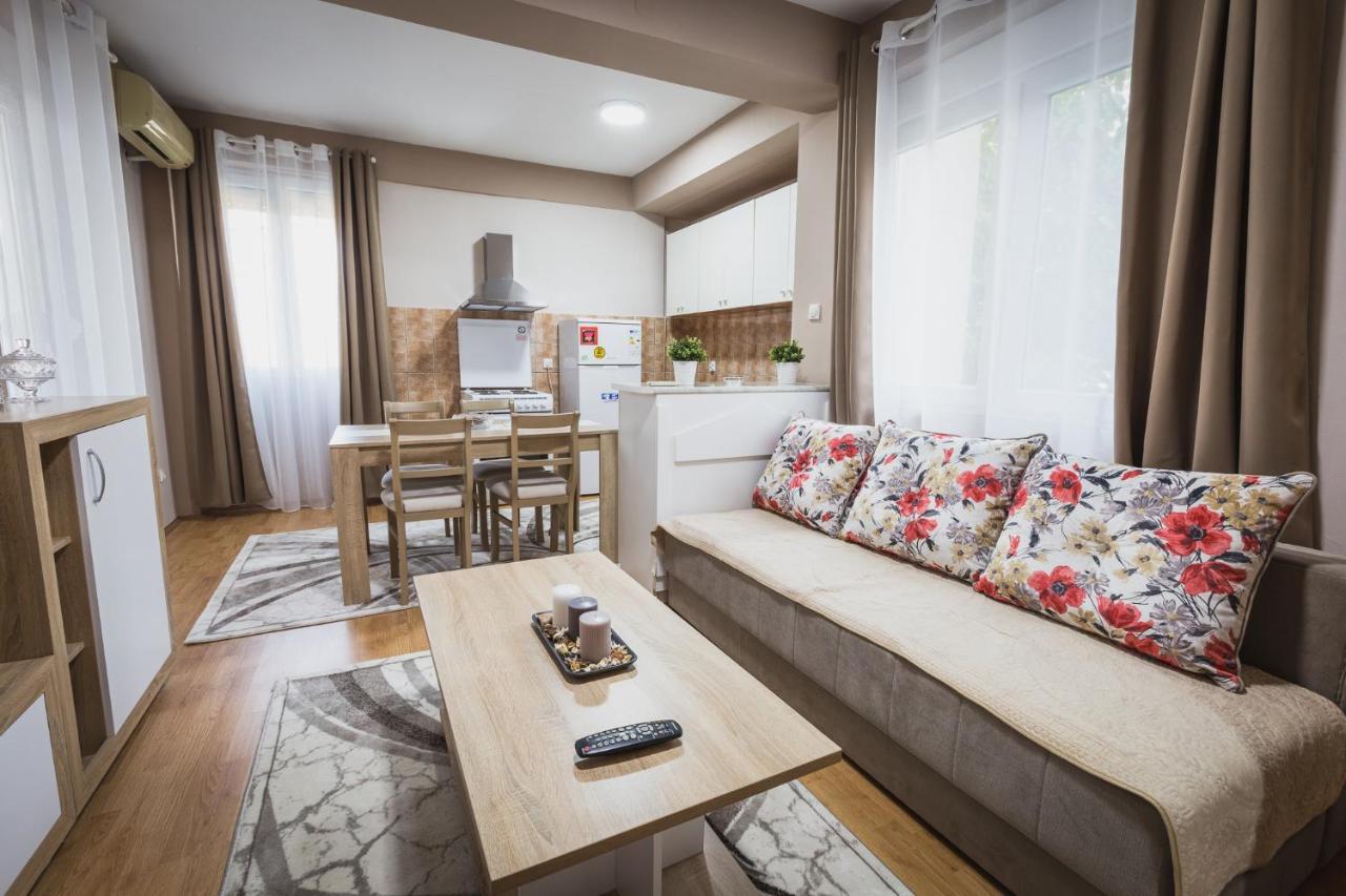 Axios Apartment Gevgelija Eksteriør billede