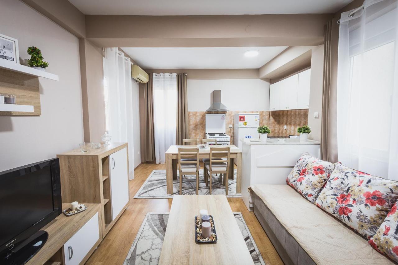 Axios Apartment Gevgelija Eksteriør billede